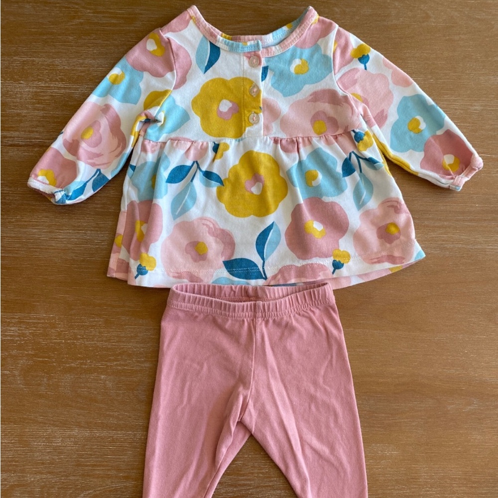 Carters baby girl spring floral outfit multi color and pink set size 0-3 months